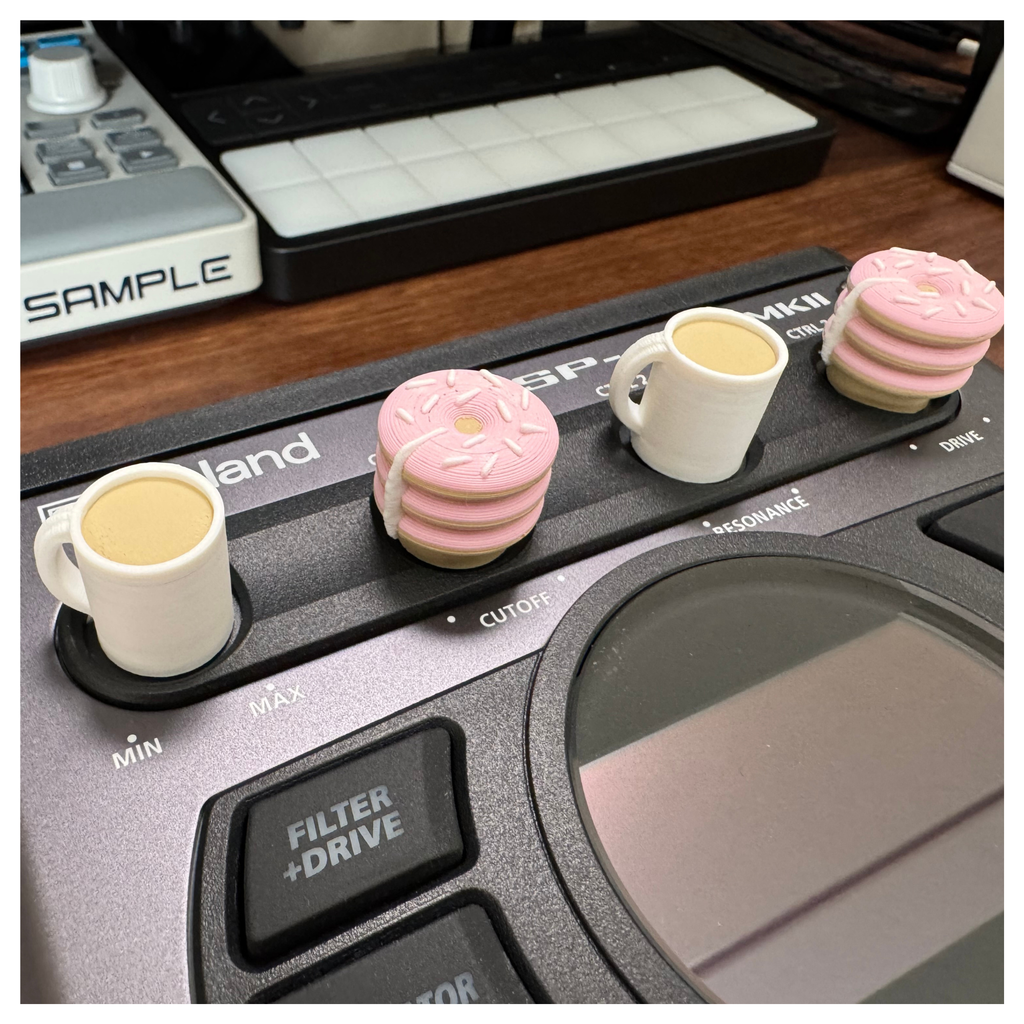 SP-404 Mug & Donut Knob Set