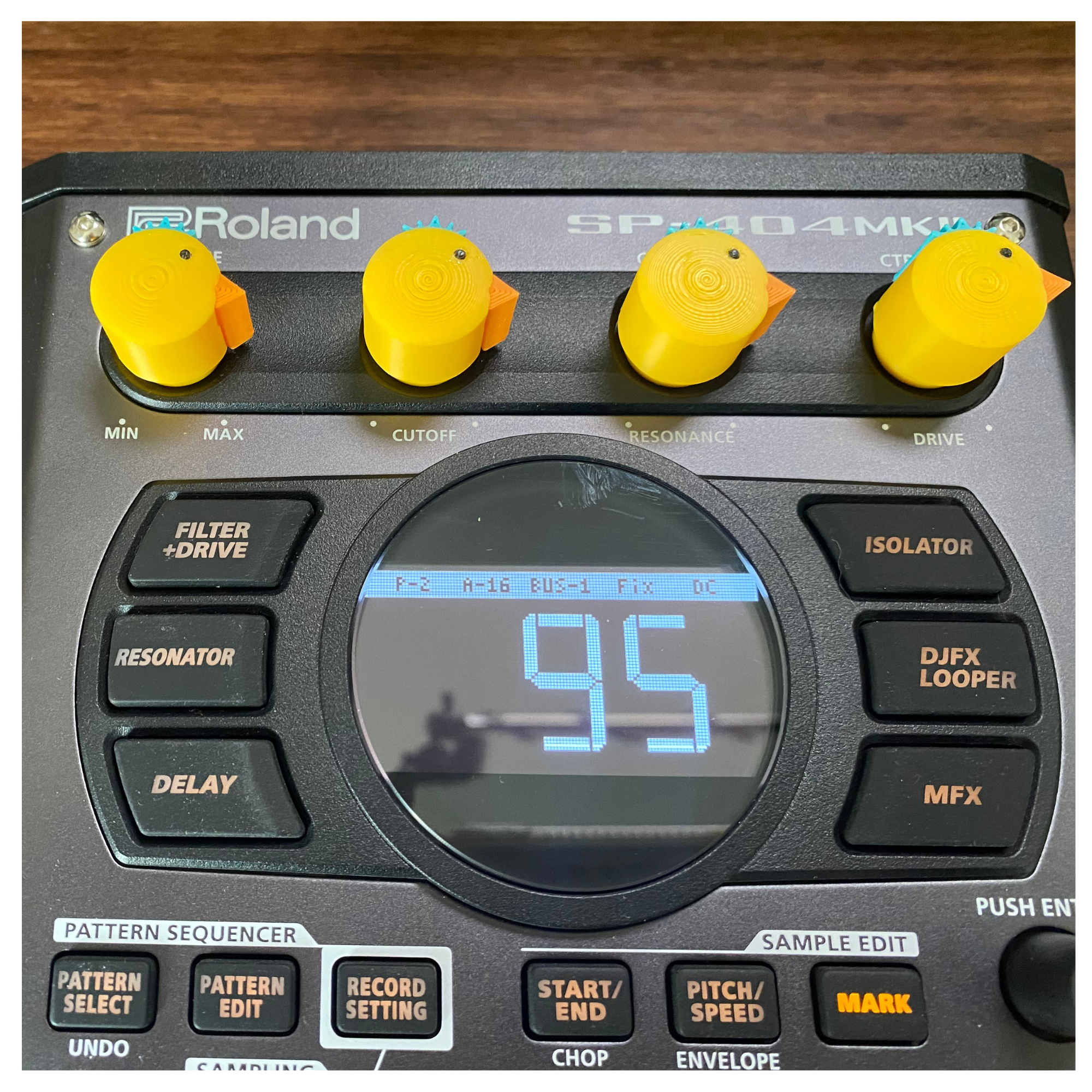 SP-404 Chicken Chicken Head Set